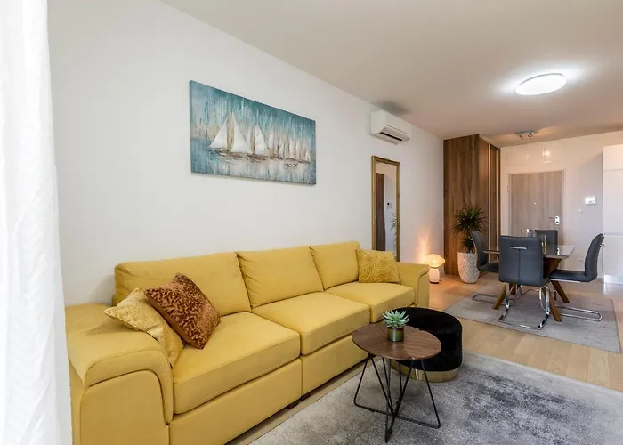 Anamarija * سبليت